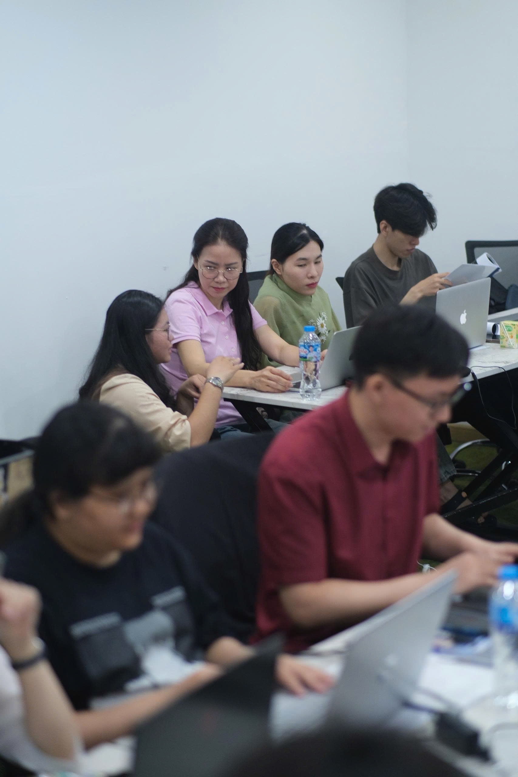 Đào tạo AI cho doanh nghiệp tài chính